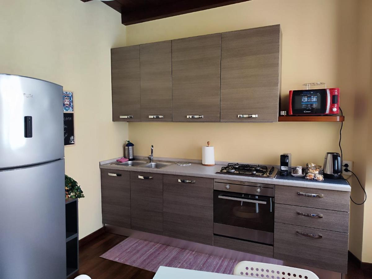 Daisy Apartment In Centro A Como Eksteriør bilde